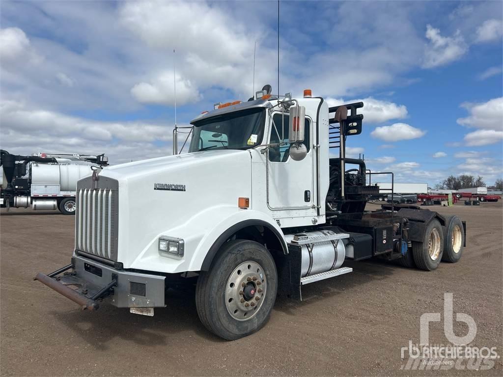 Kenworth T800 Düz Platformlu Oto Çekiciler/vinçli kamyonlar