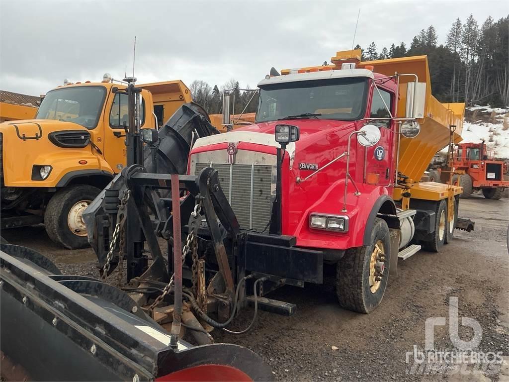 Kenworth T800 Kar küreme biçaklari