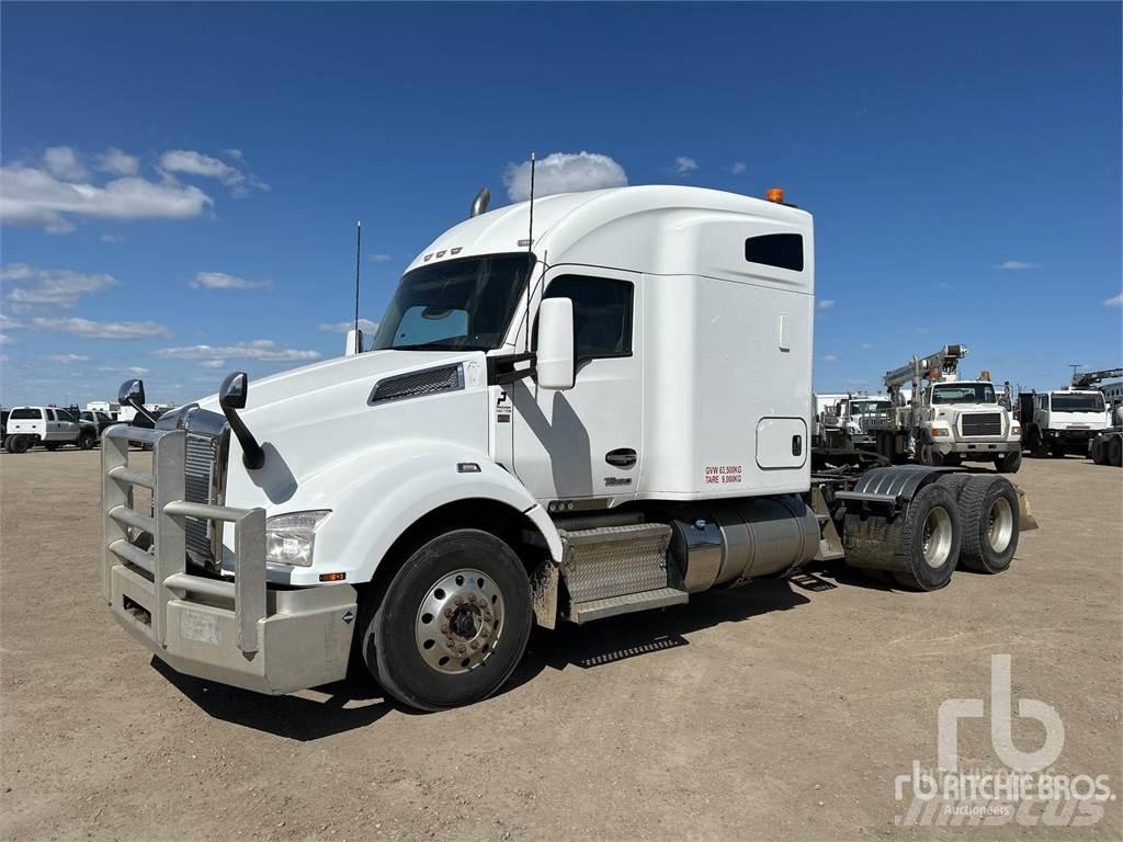Kenworth T880 Çekiciler