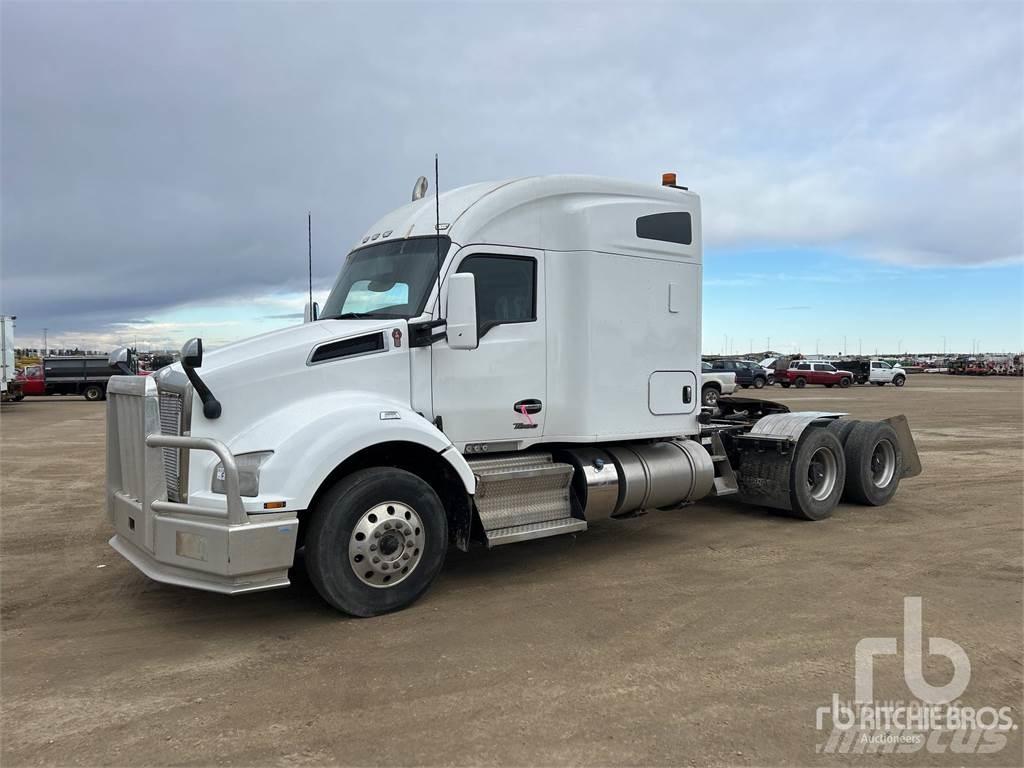 Kenworth T880 Çekiciler
