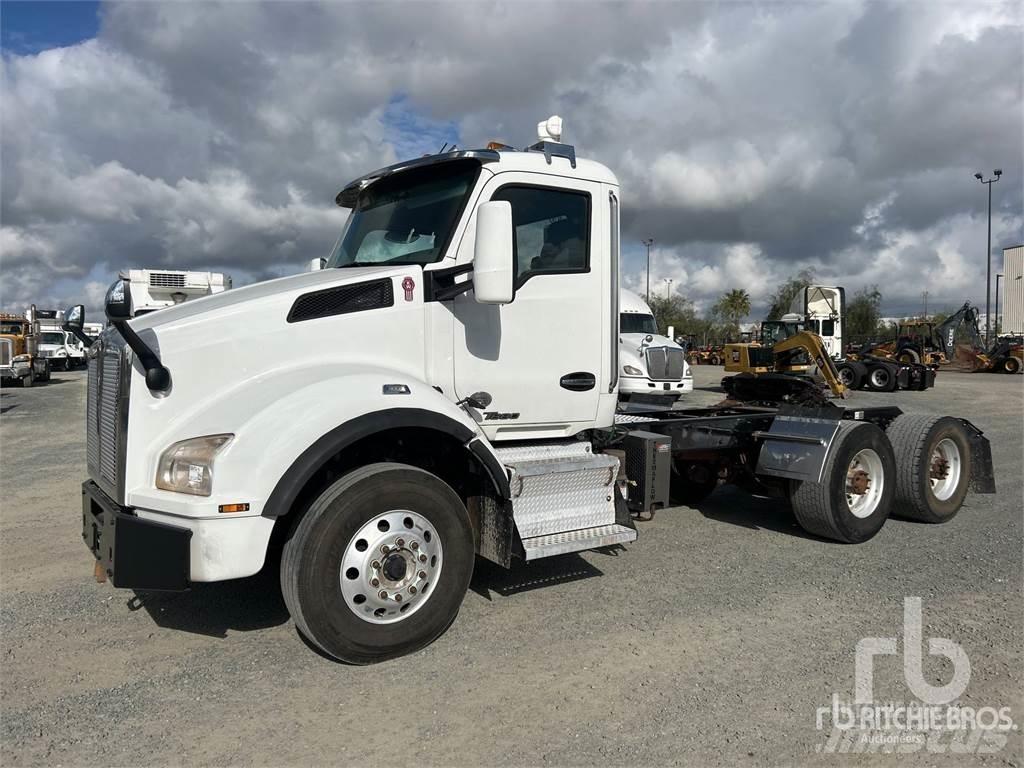 Kenworth T880 Çekiciler