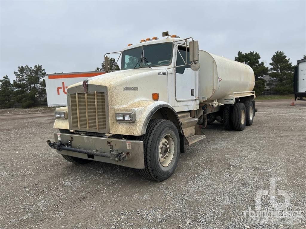 Kenworth W900 Su tankerleri