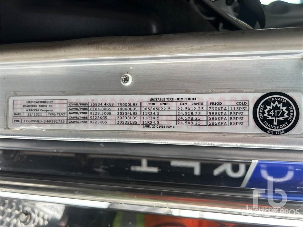 Kenworth W900 Düz Platformlu Oto Çekiciler/vinçli kamyonlar