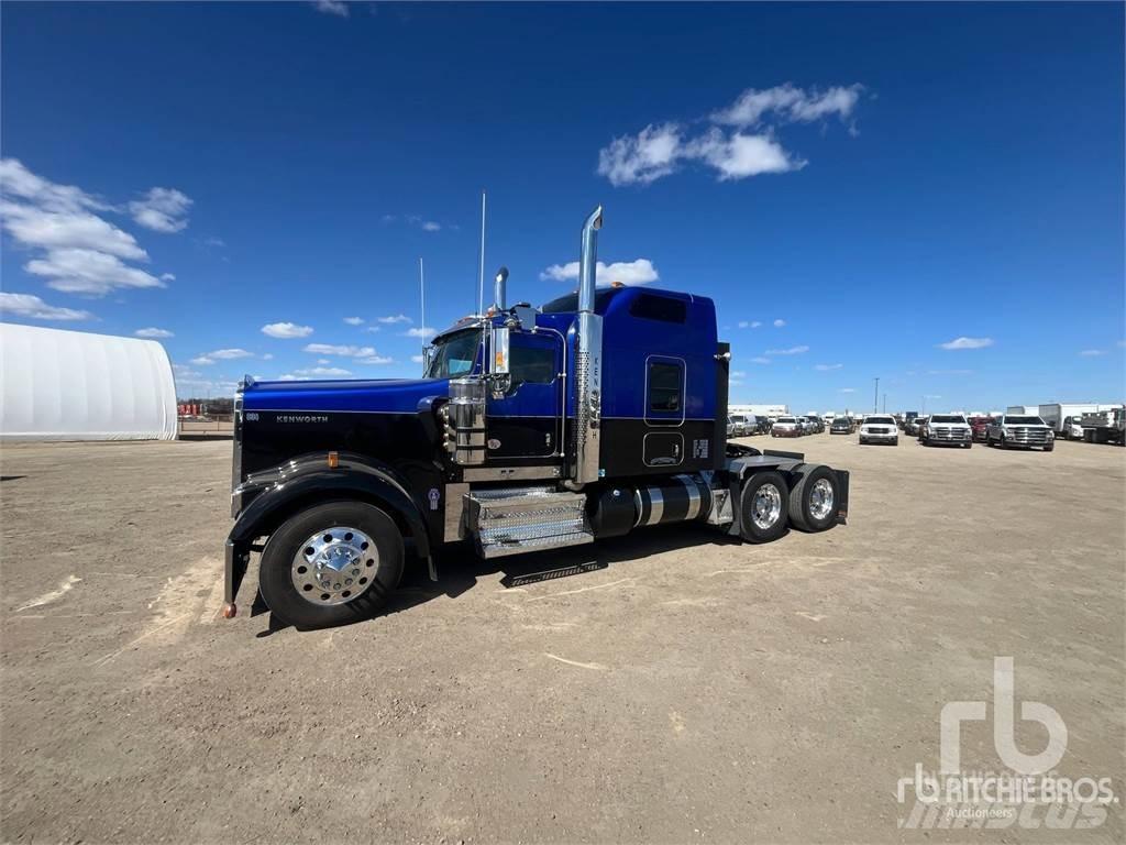 Kenworth W900L Çekiciler