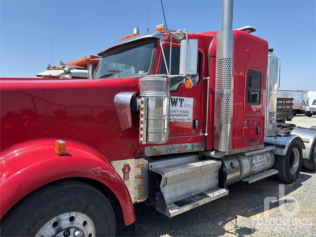 Kenworth W900L Çekiciler