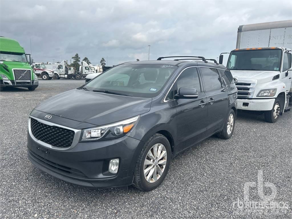 Kia SEDONA Panel vanlar