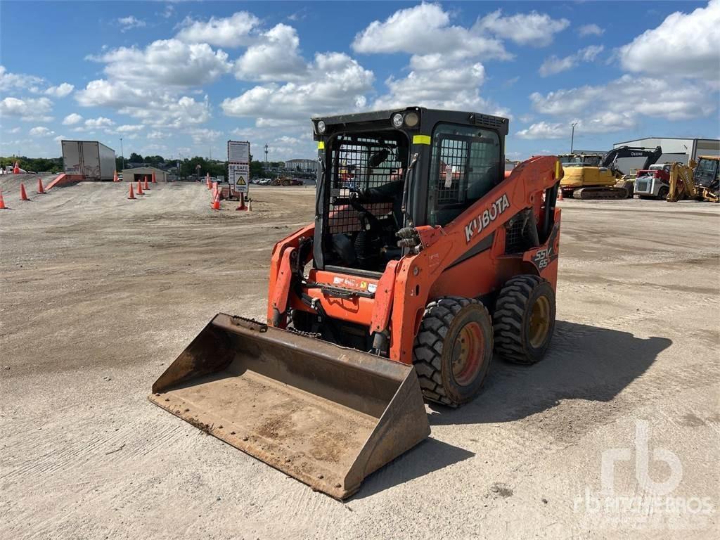 Kubota SSV65 Skid steer loderler