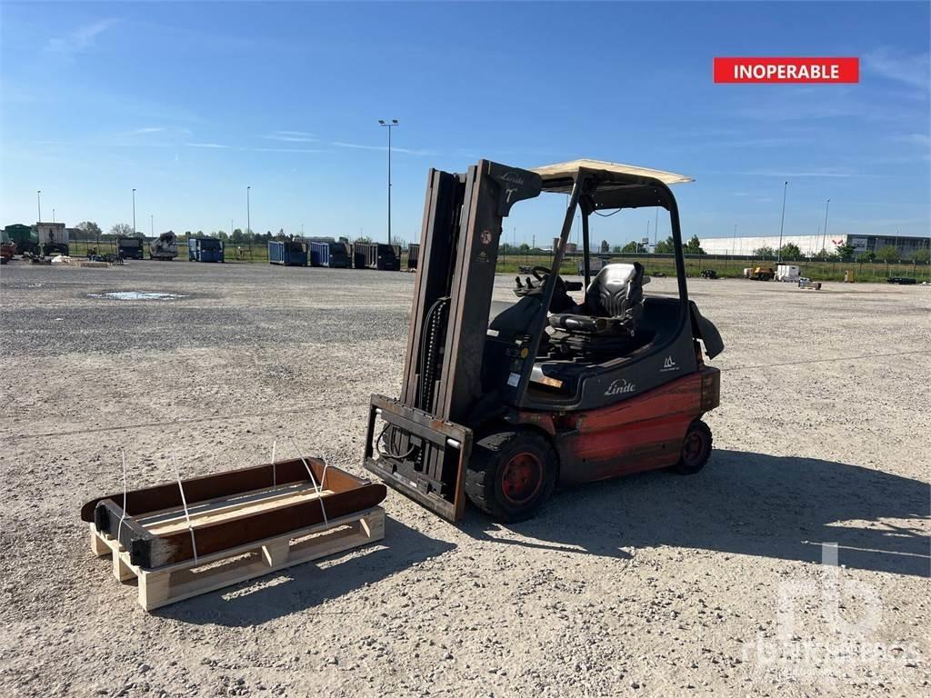 Linde E30 Elektrikli forkliftler