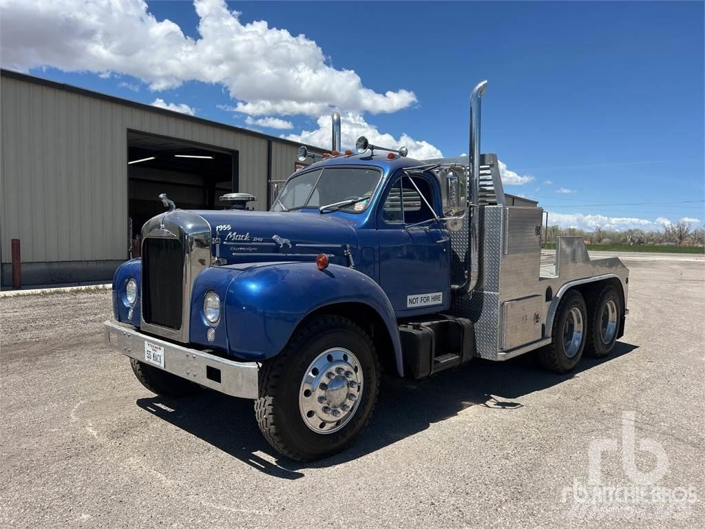 Mack B61 Flatbed kamyonlar