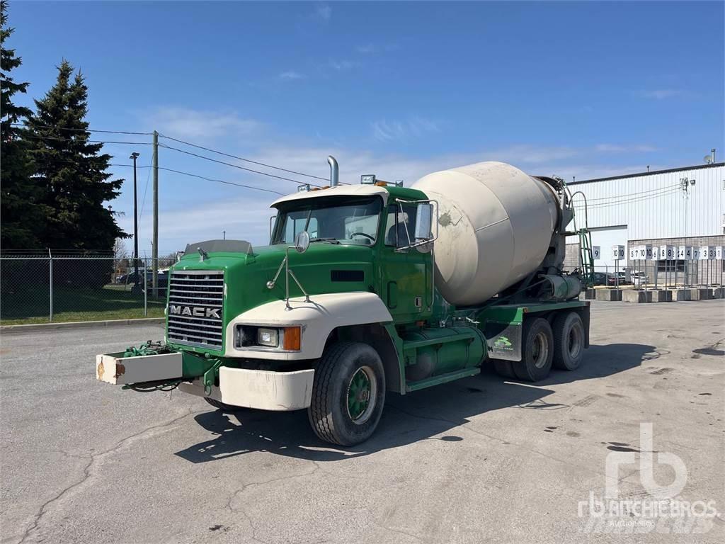Mack CH613 Transmikserler