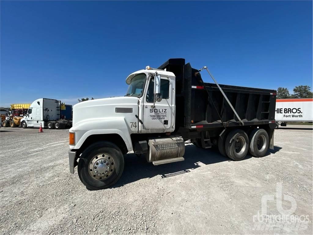 Mack CHN613 Damperli kamyonlar