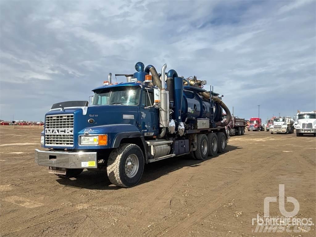 Mack CL713 Vidanjörler