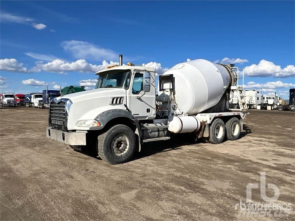 Mack CT713 Transmikserler