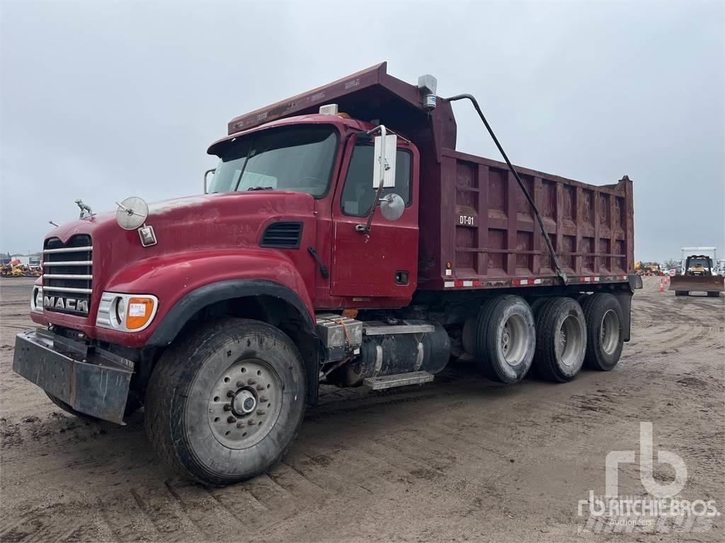 Mack CV713 Damperli kamyonlar