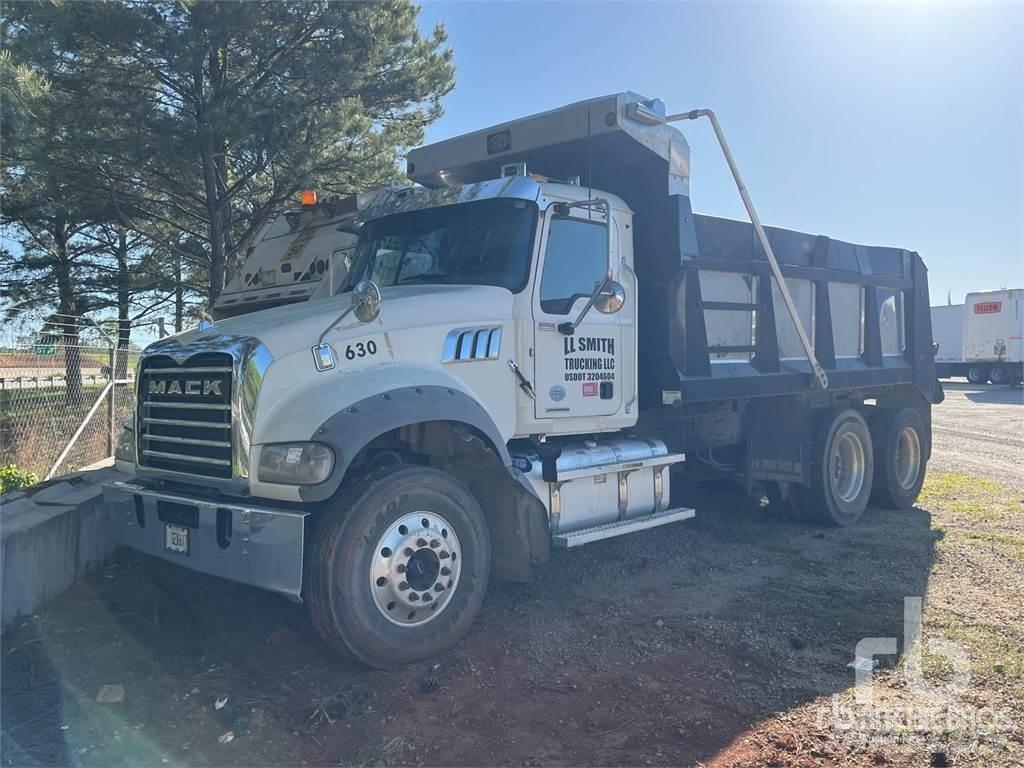 Mack GR64F Damperli kamyonlar