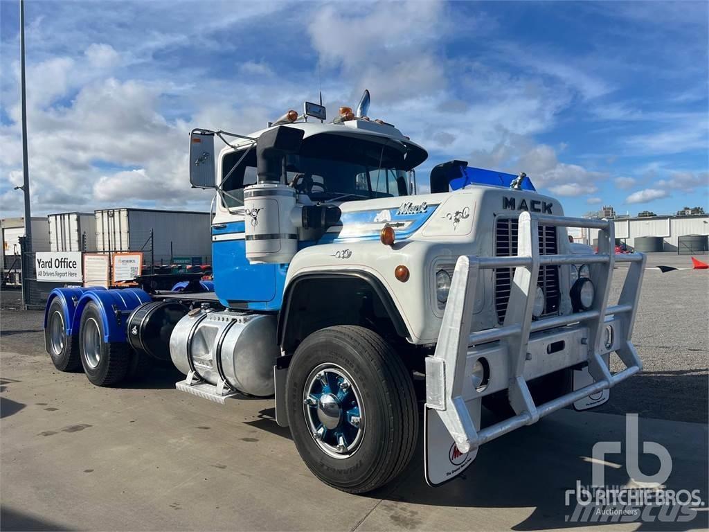 Mack R688RS Çekiciler