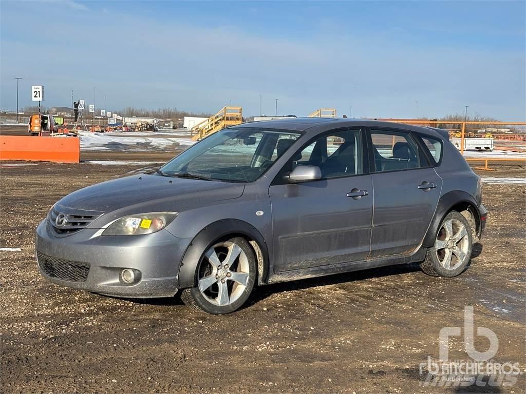 Mazda 3 Otomobiller