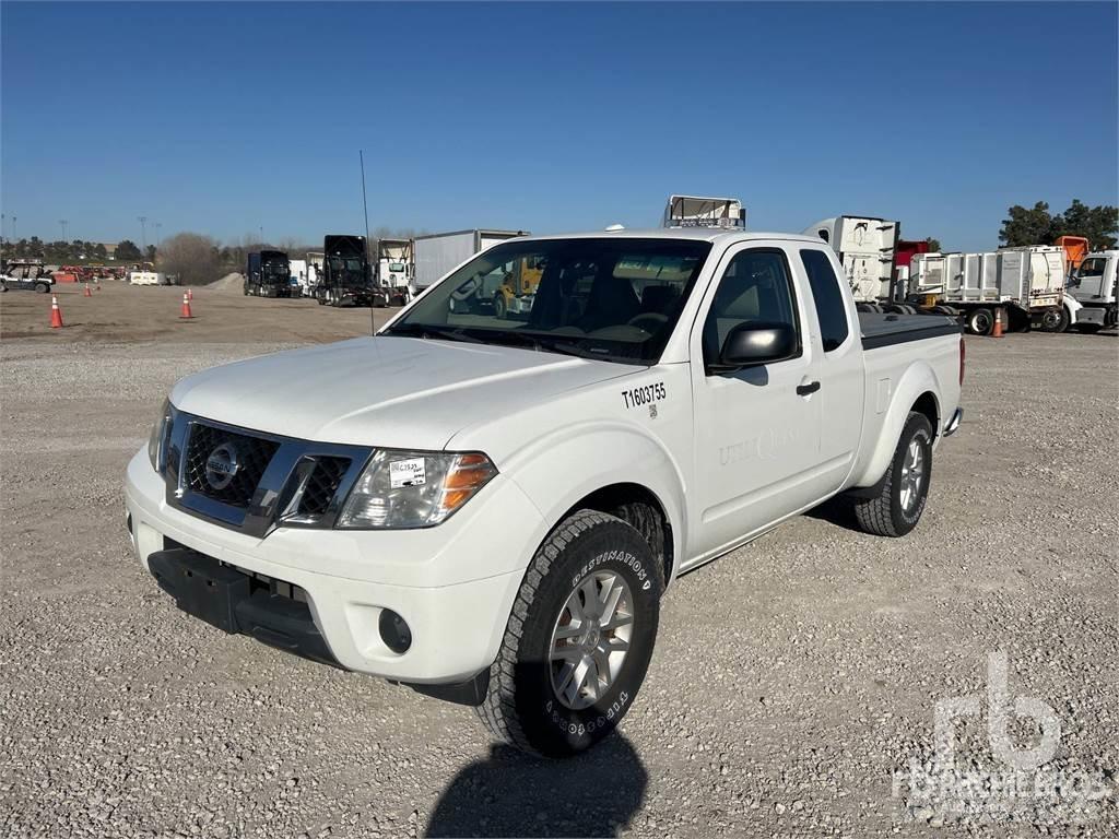 Nissan FRONTIER Pikaplar