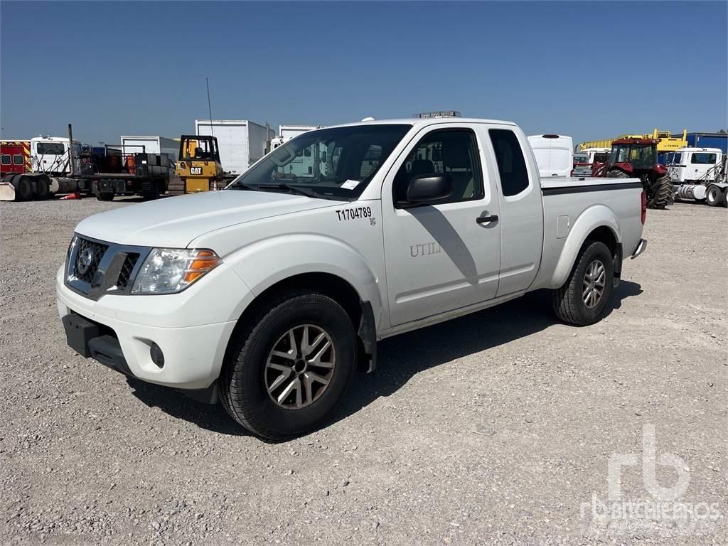 Nissan FRONTIER Pikaplar