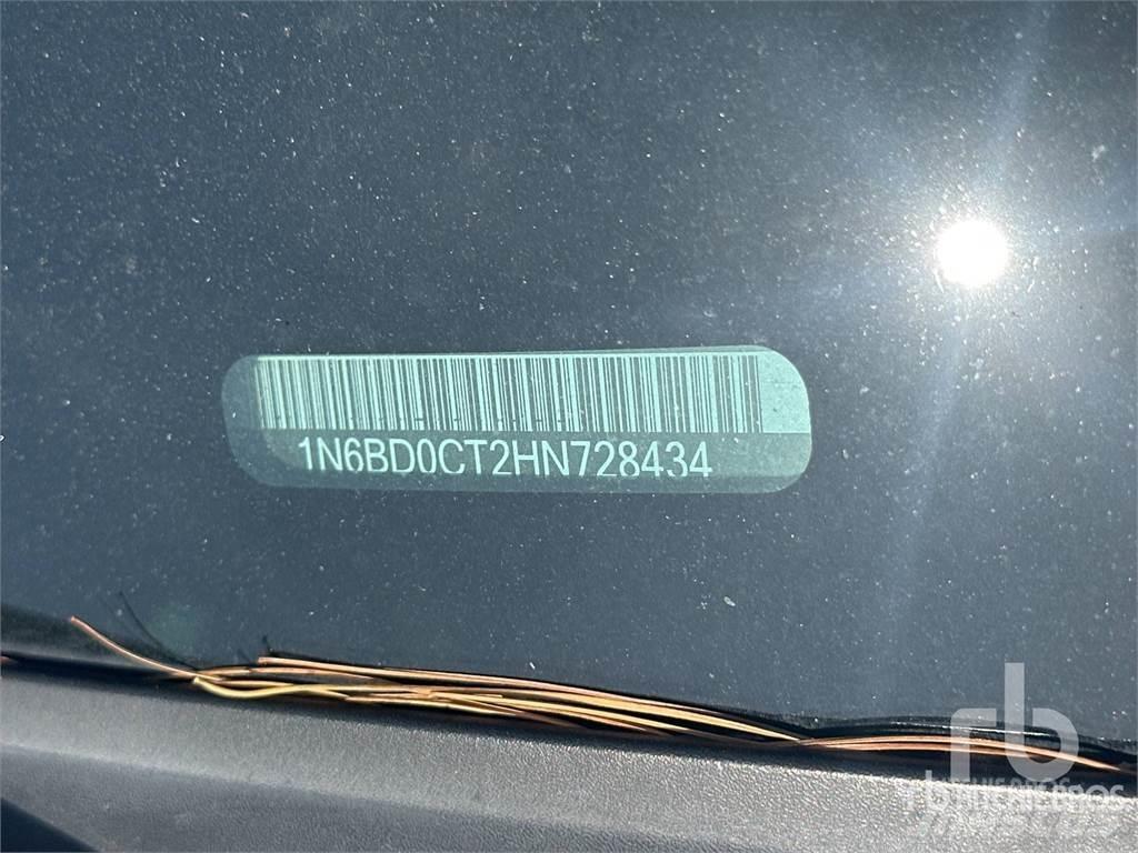 Nissan FRONTIER Pikaplar