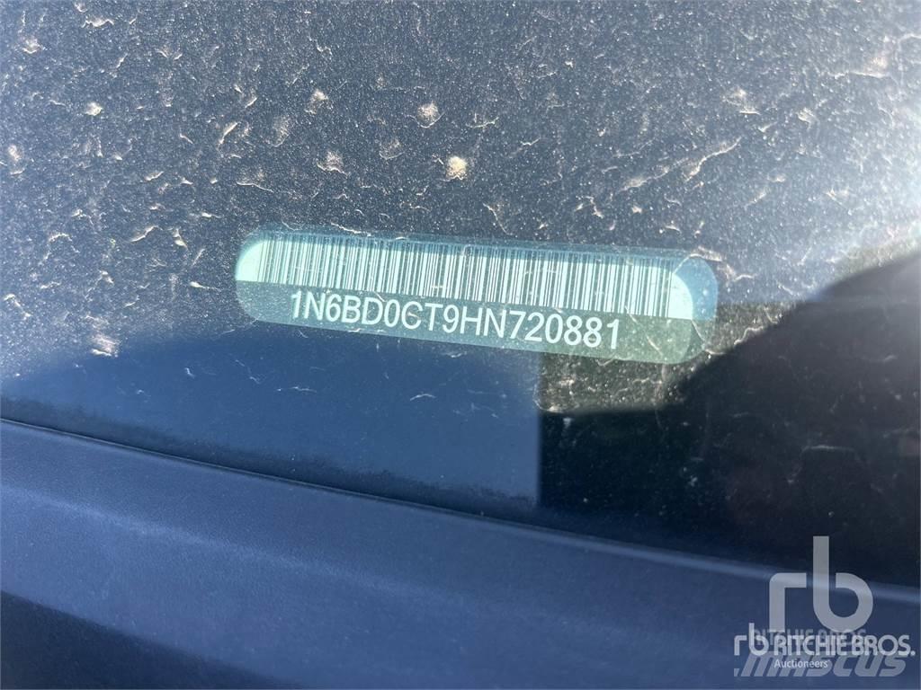 Nissan FRONTIER Pikaplar