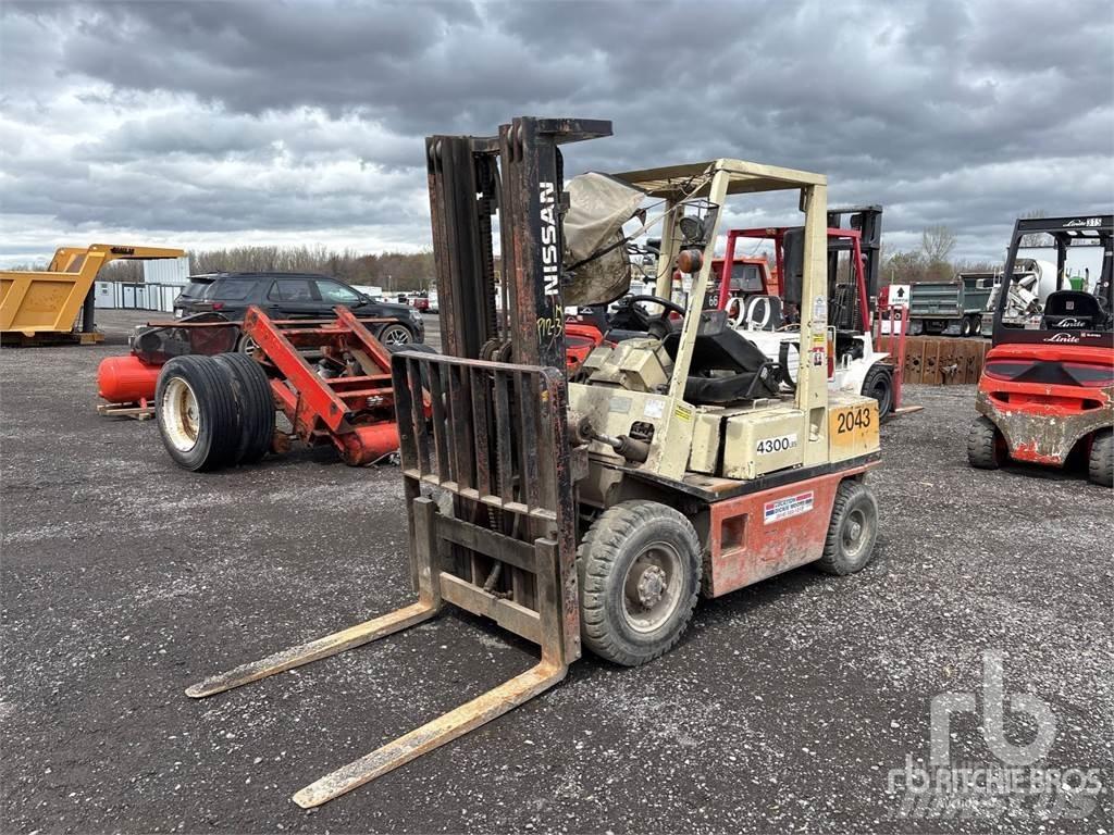 Nissan RH02A25V Dizel forkliftler
