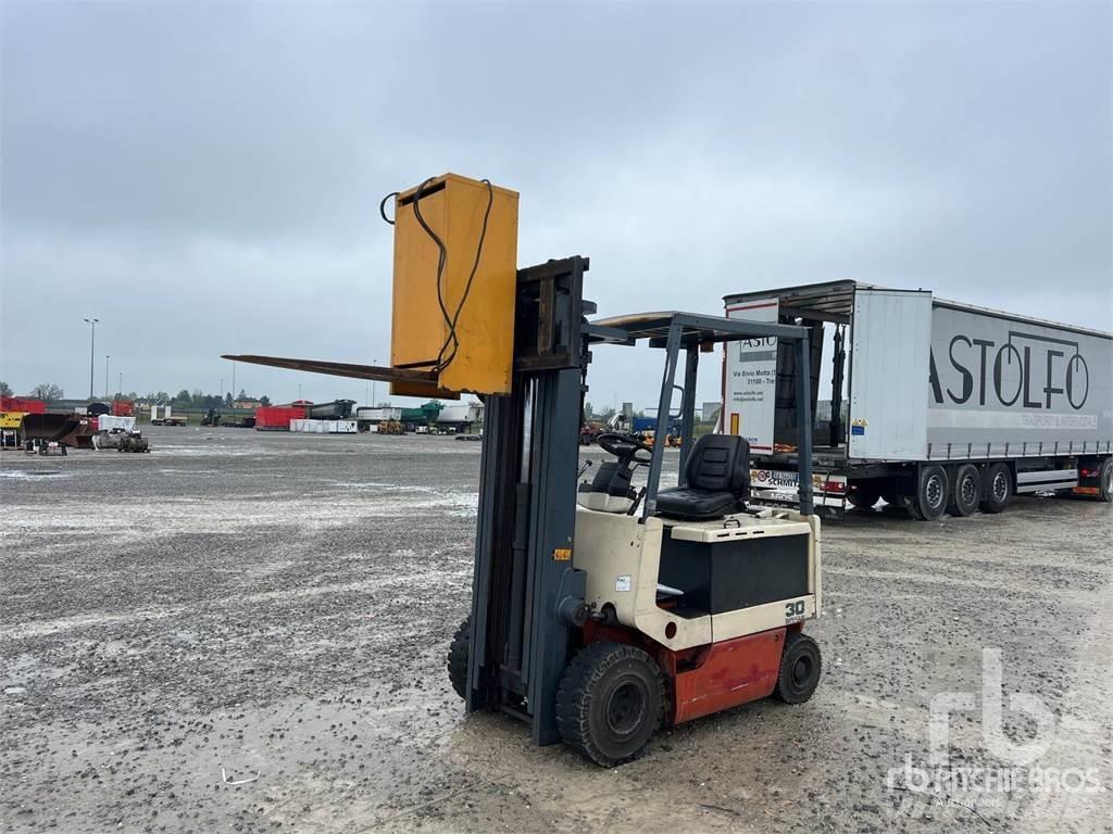 Nissan RM02L30U Elektrikli forkliftler