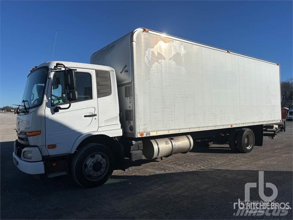 Nissan UD2600 Panel vanlar