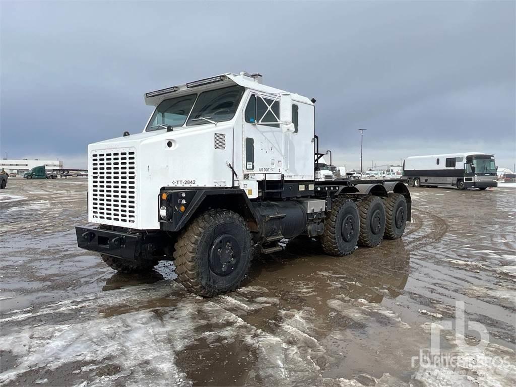 Oshkosh M1070 Düz Platformlu Oto Çekiciler/vinçli kamyonlar