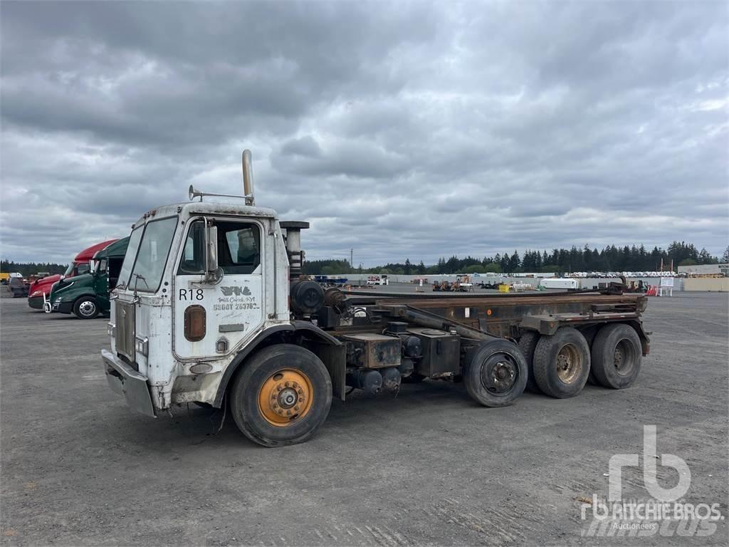 Peterbilt 320 Çekiciler