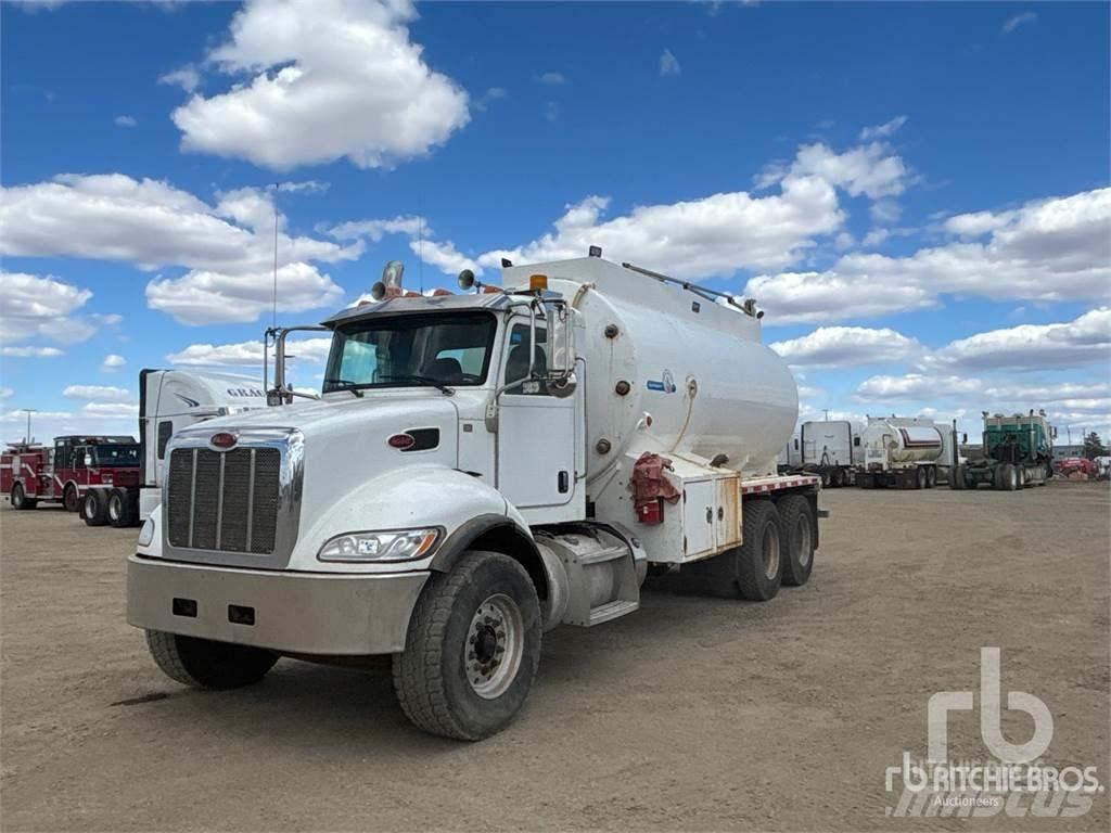 Peterbilt 348 Su tankerleri