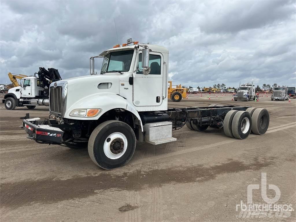 Peterbilt 348 Çekiciler