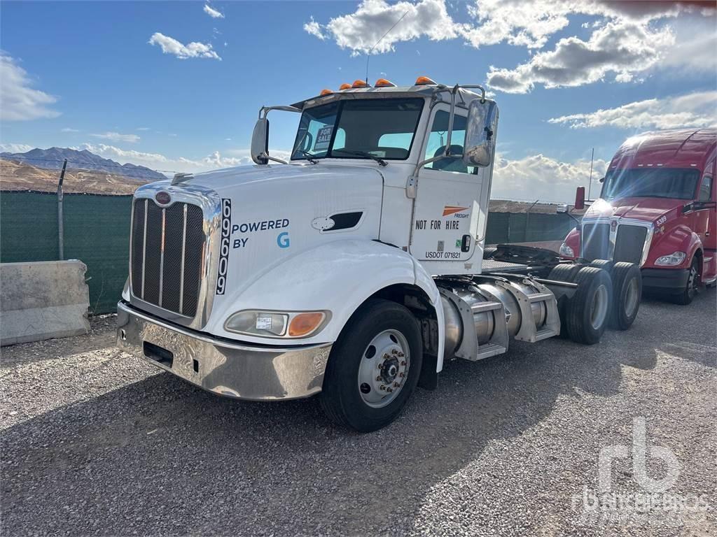 Peterbilt 384 Çekiciler
