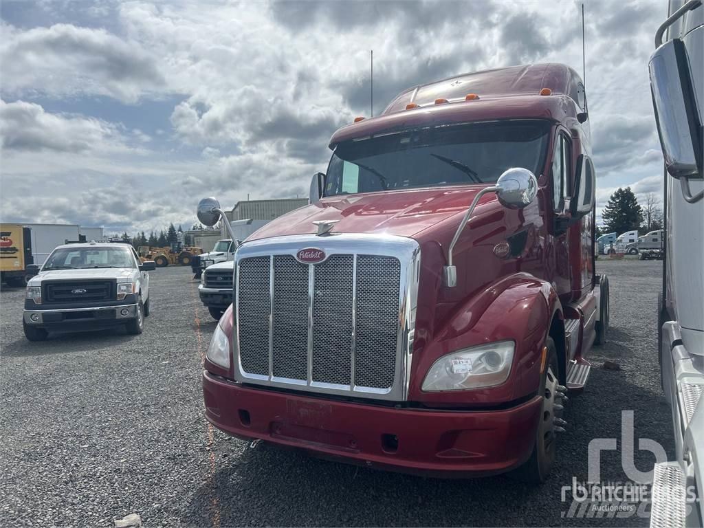 Peterbilt 587 Çekiciler