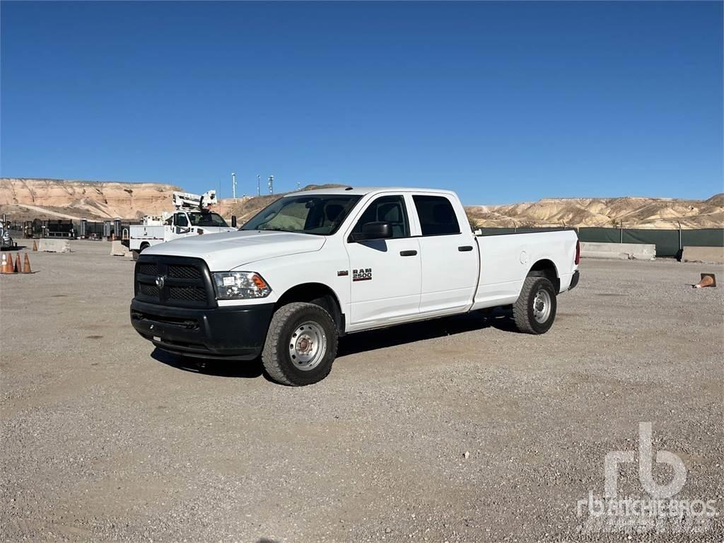 RAM 2500 Pikaplar