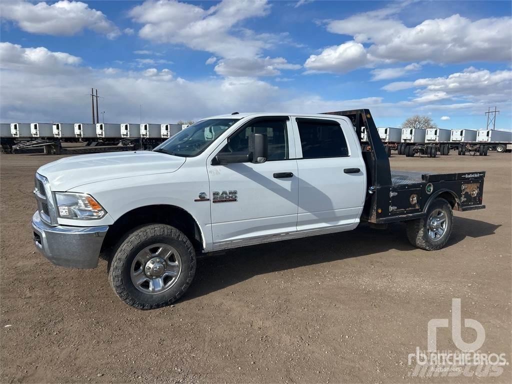RAM 2500 Flatbed kamyonlar