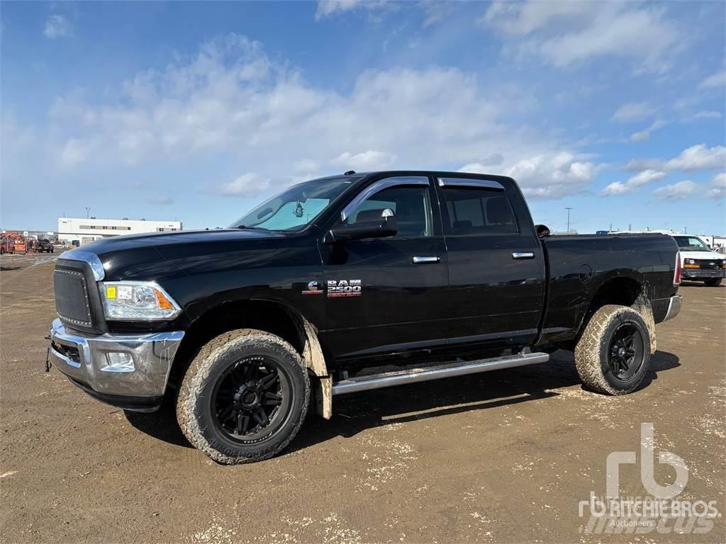 RAM 2500 Pikaplar