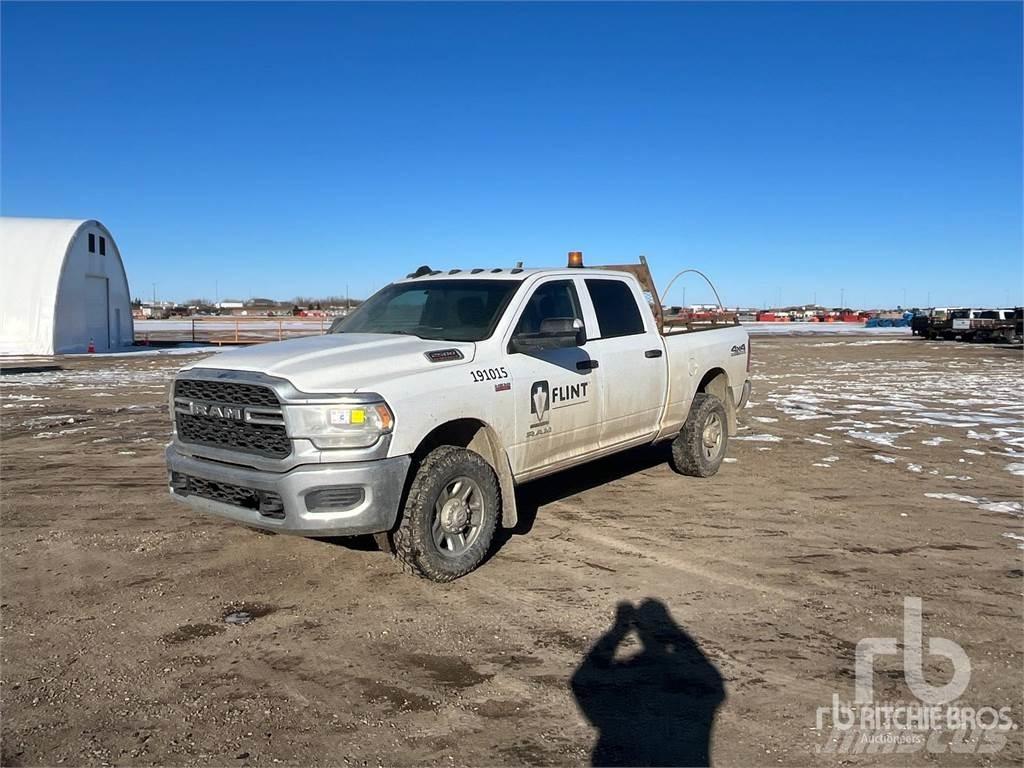 RAM 2500 Pikaplar