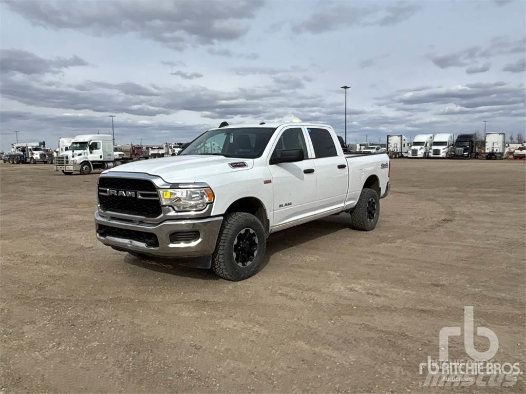 RAM 2500 Pikaplar