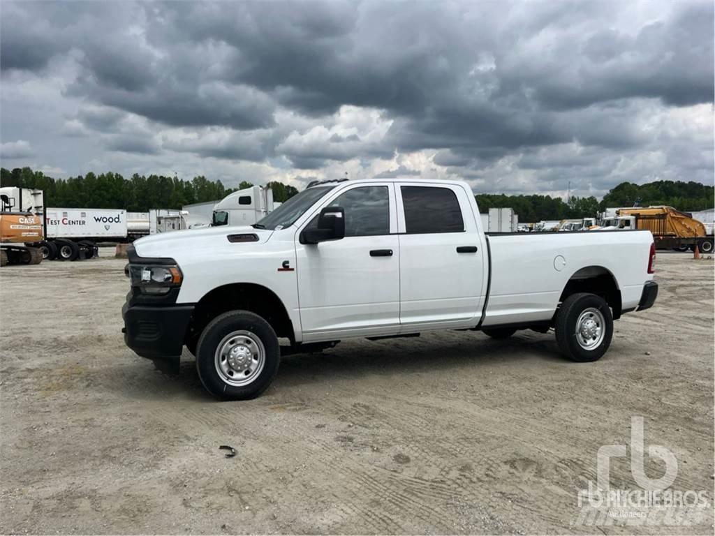 RAM 2500 Pikaplar