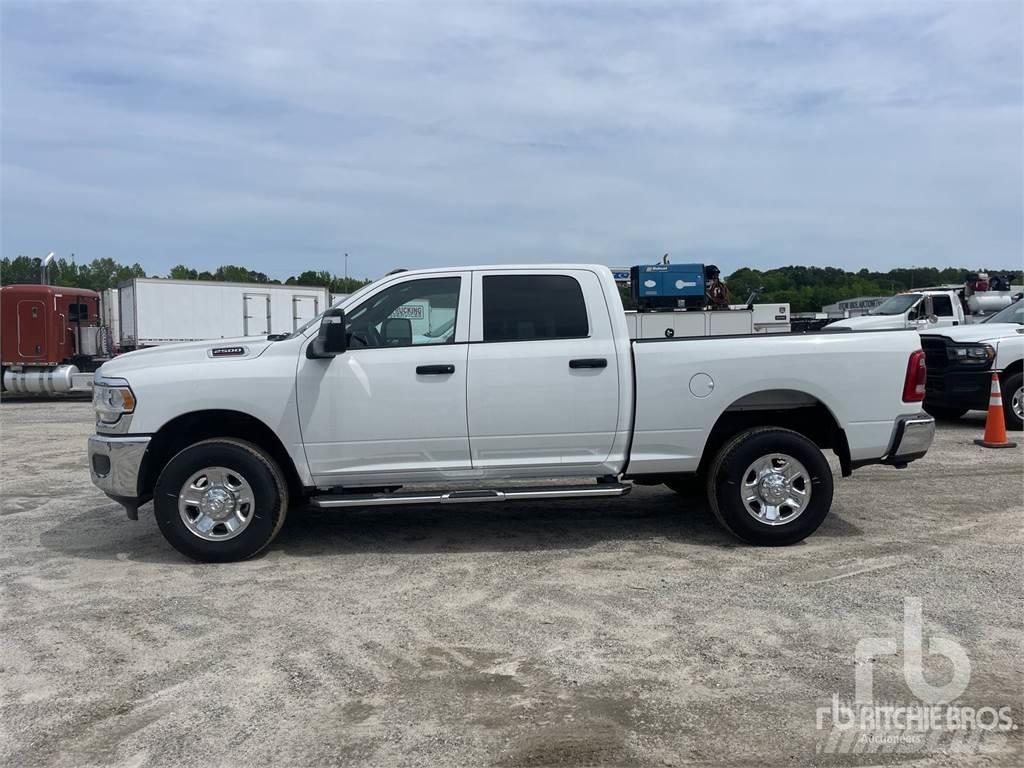 RAM 2500 Pikaplar