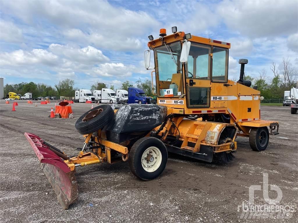 Rosco 4850 İç mekan süpürme makineleri