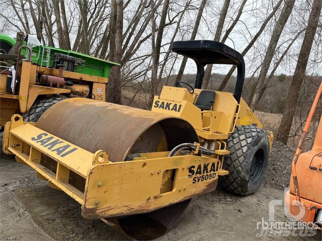 Sakai SV505 Zemin sıkıştırma makineleri