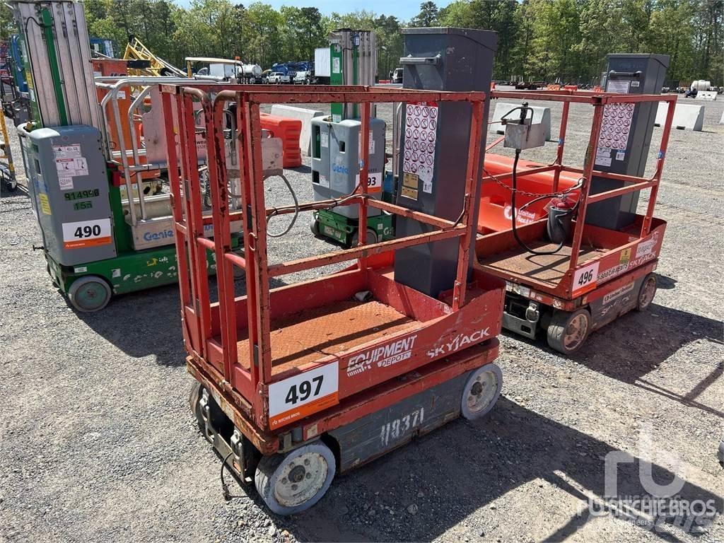 SkyJack SJ16 Körüklü personel platformları
