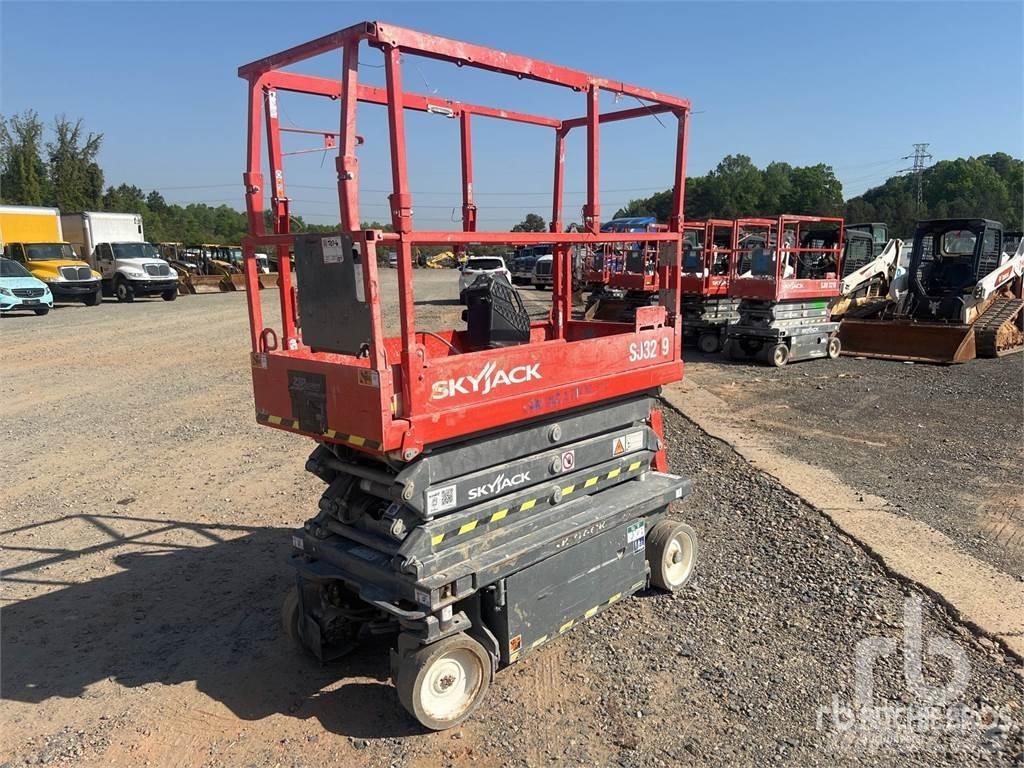 SkyJack SJ3219 Makasli platformlar
