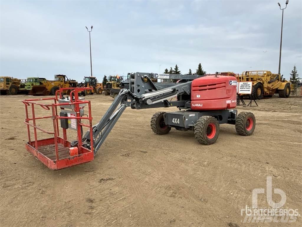 SkyJack SJ46AJ Körüklü personel platformları