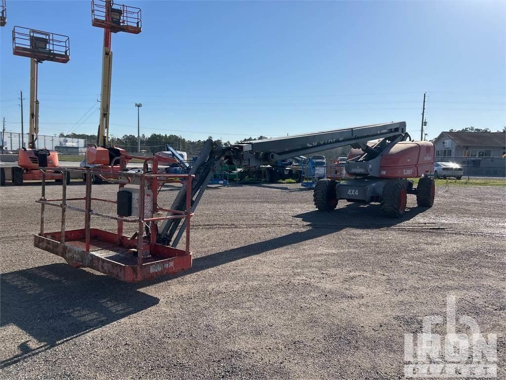 SkyJack SJ86T Körüklü personel platformları