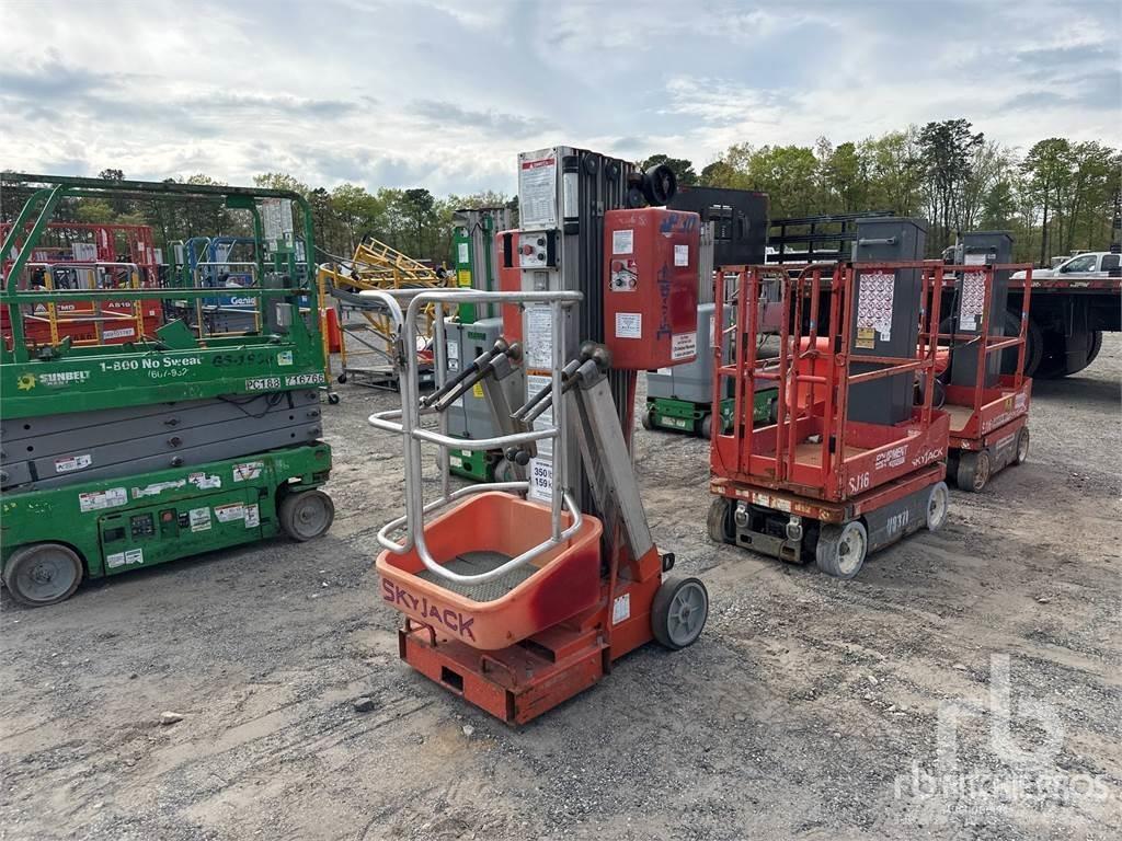 SkyJack SJP30 Körüklü personel platformları
