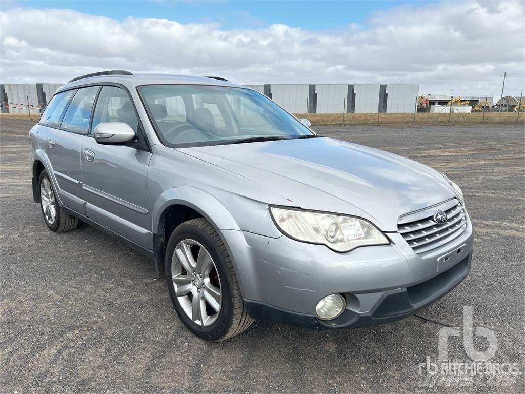 Subaru OUTBACK Otomobiller
