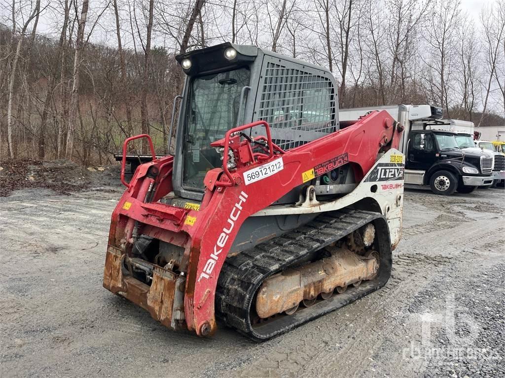 Takeuchi TL12V2 Skid steer loderler